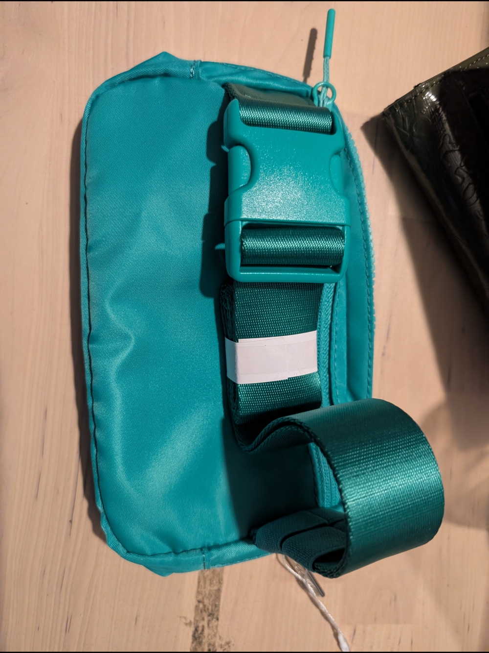 lululemon teal zip pouch with silver hardware - Picture 3 of 7